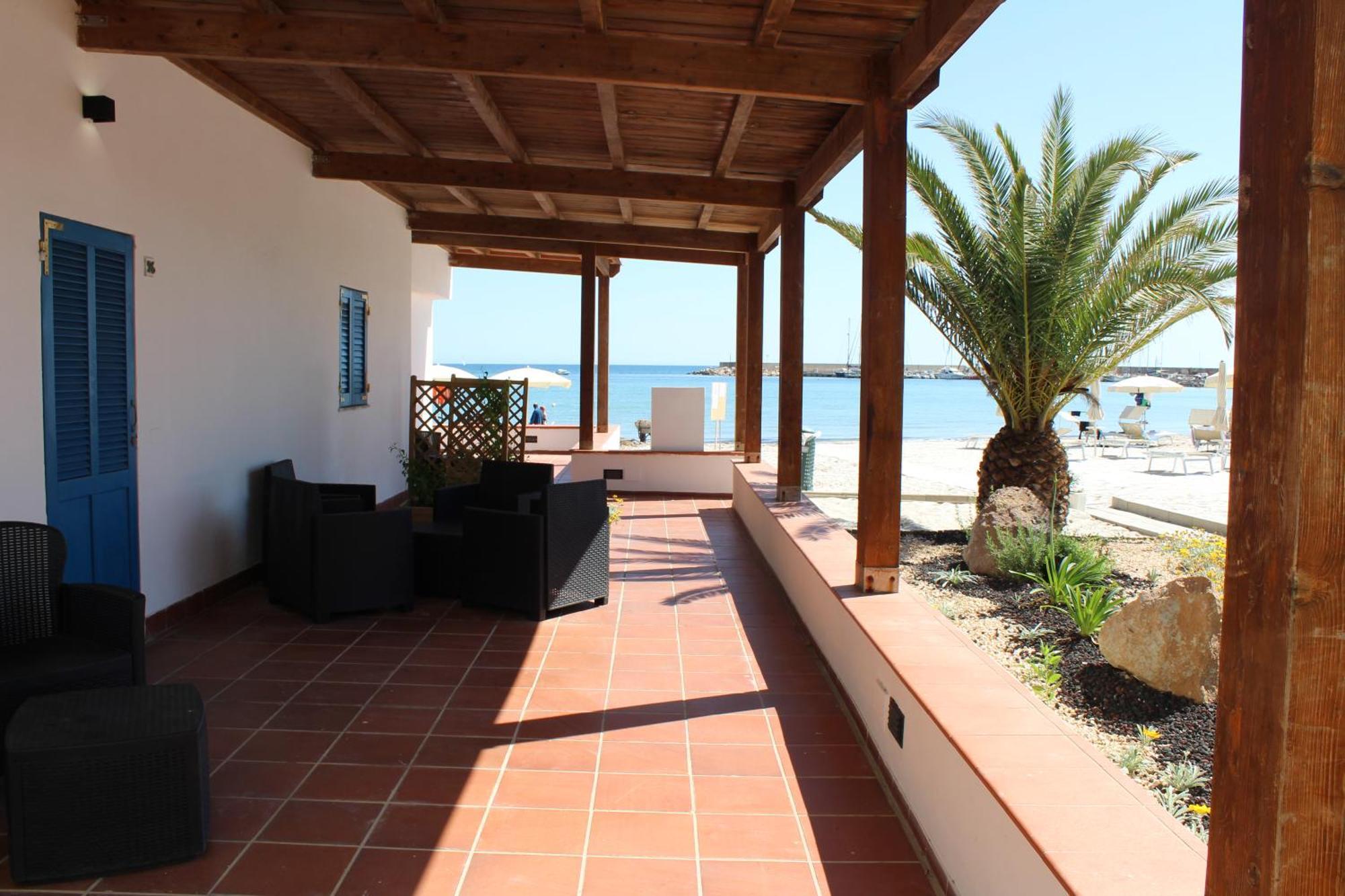Quadruple Room with Sea View,1589688786:JPEG
