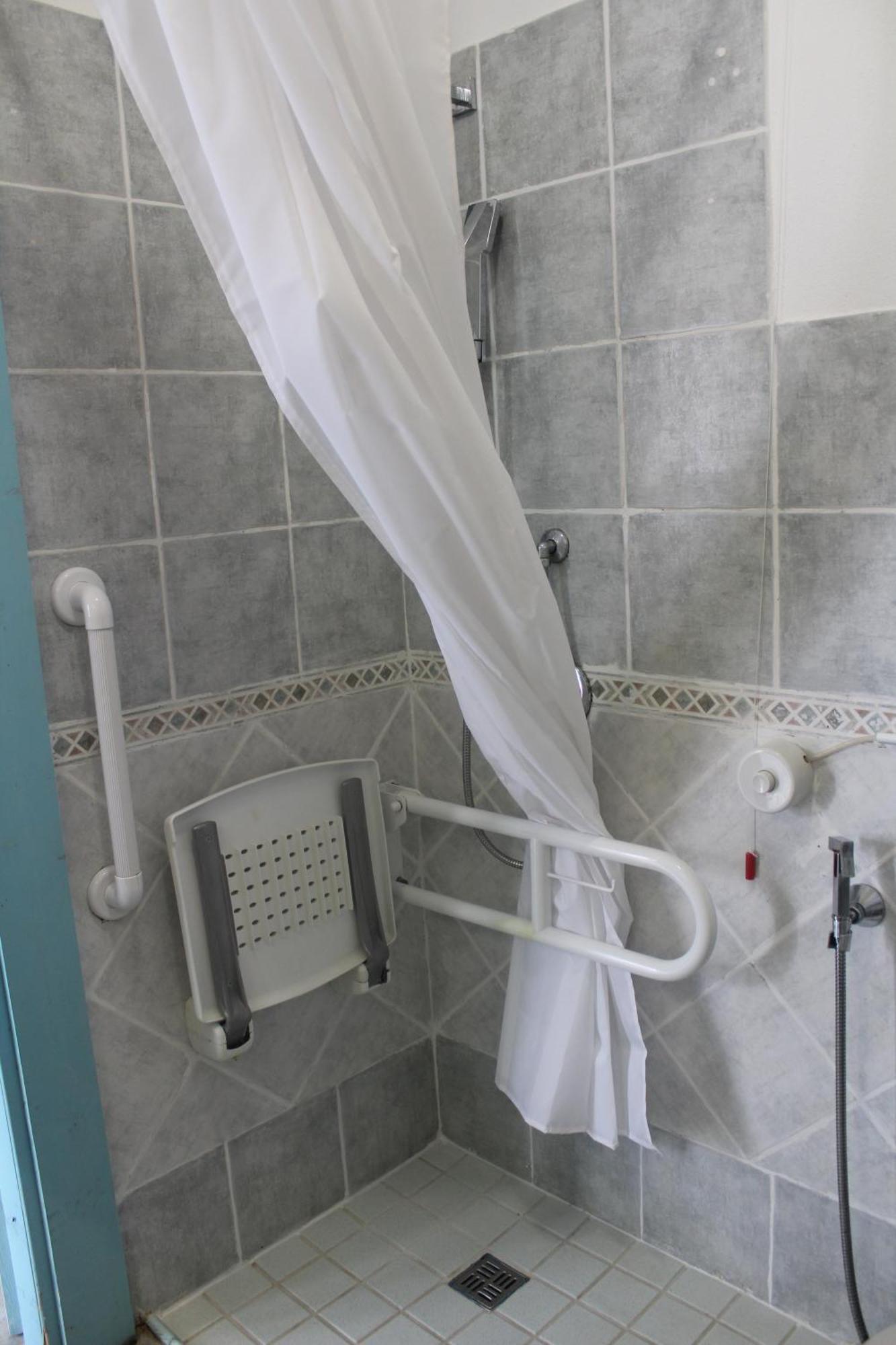 Double or Twin Room Disability Access
