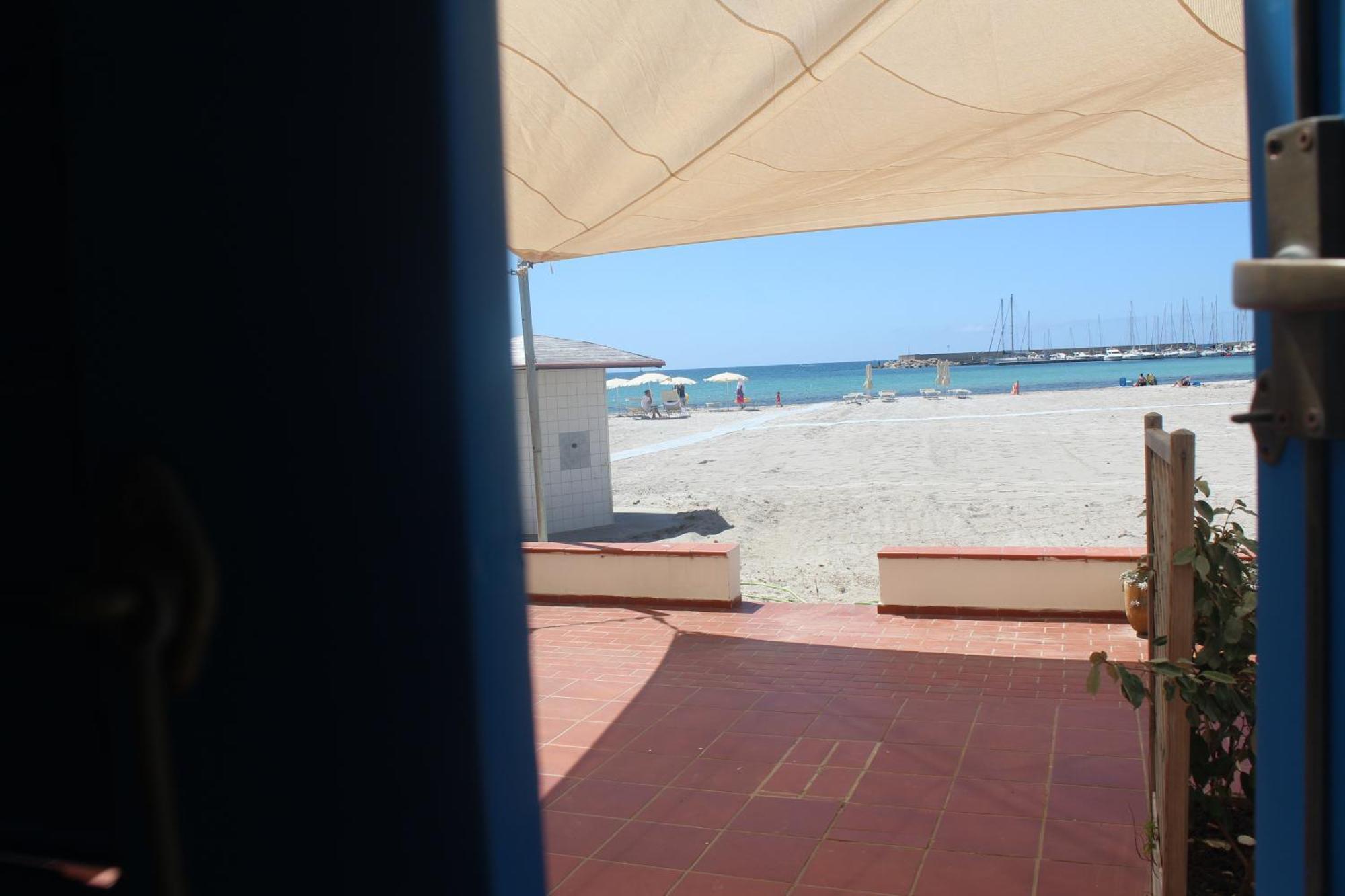 Double or Twin Room Sea View