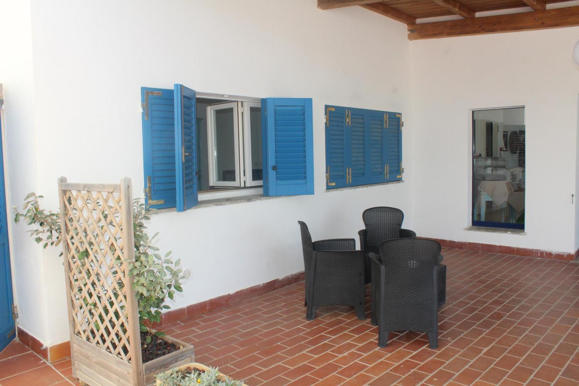 Triple Room Sea View