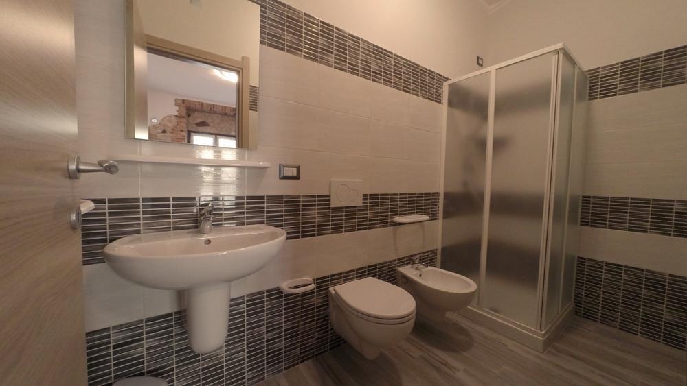 Camera Matrimoniale/Doppia con Letti Singoli con Bagno Privato