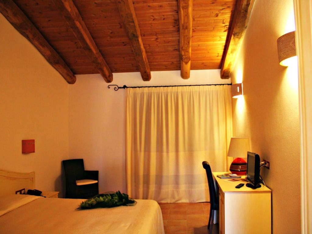 Deluxe Triple Room,146882000:JPEG