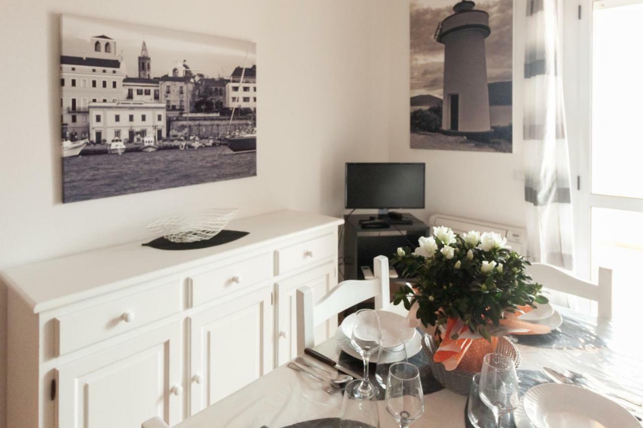 Standard Two-Bedroom Apartment,784211133:JPEG
