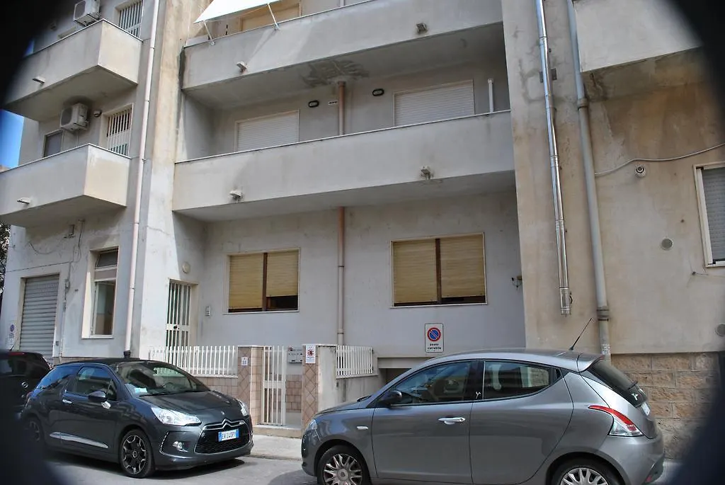 SoleLunaMare Guest House-1
