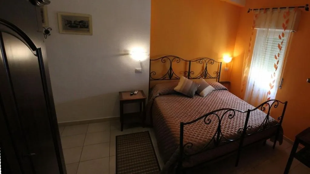 B&B Viadelmare-1