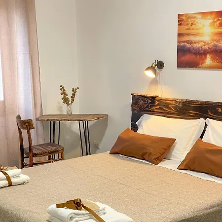 Big Fish Alghero Guesthouse-3