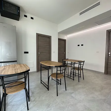 Dolmen Guest House-3
