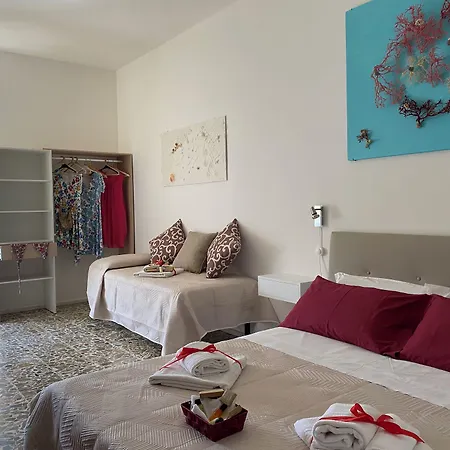 Rossocorallo Rooms-2