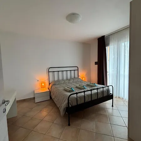Maris Apartments - Holiday Homes-2