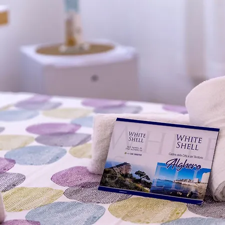 White Shell Rooms Self Check-In-2